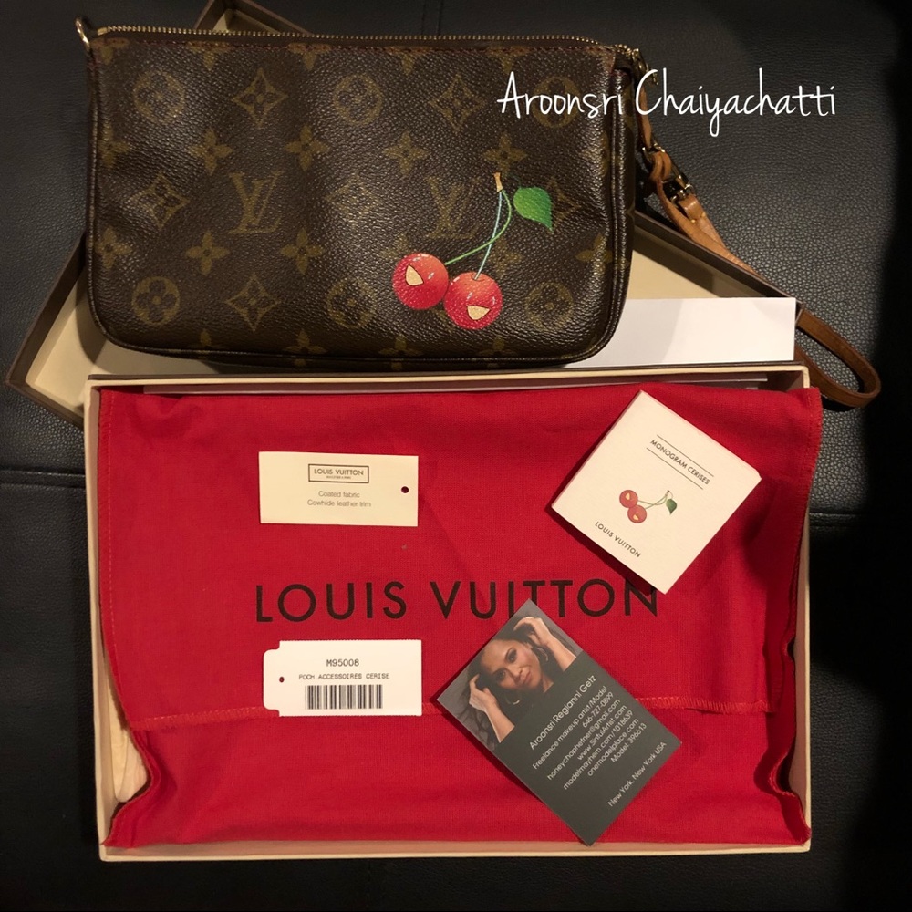 Louis Vuitton Pochette Cerise 🍒🍒🍒 ❤️